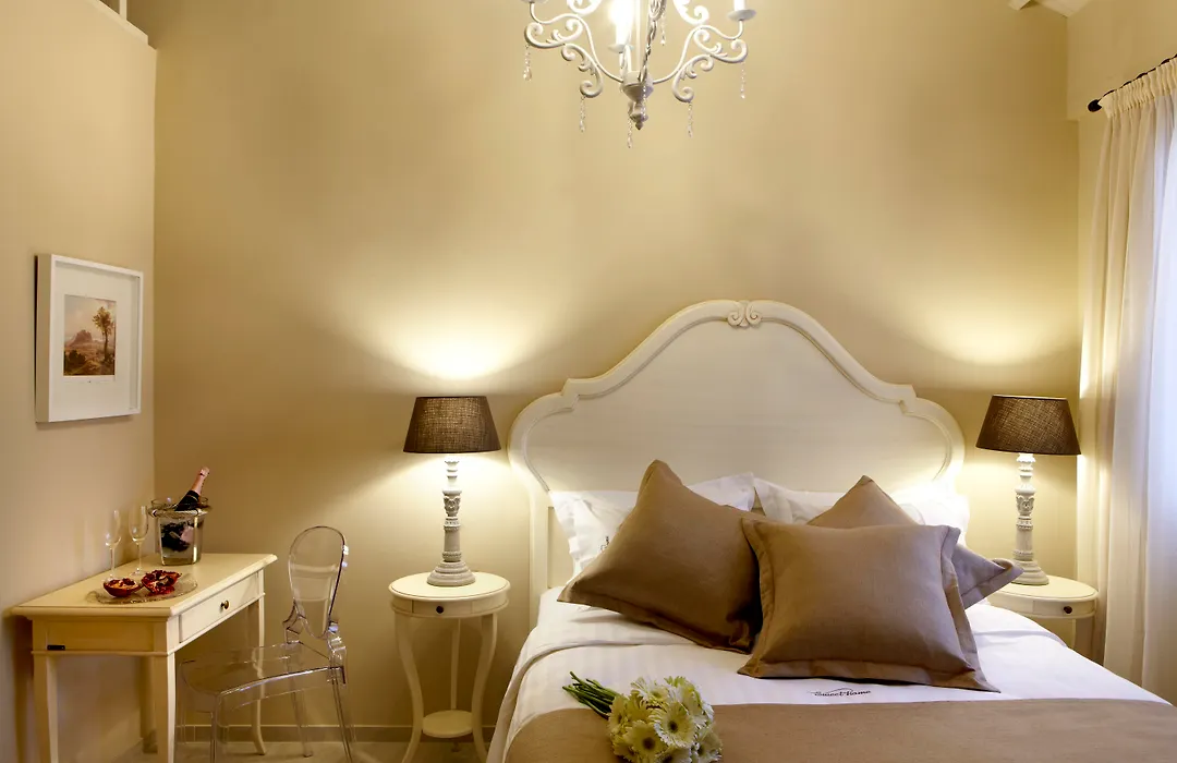 Sweet Home Hotel-1