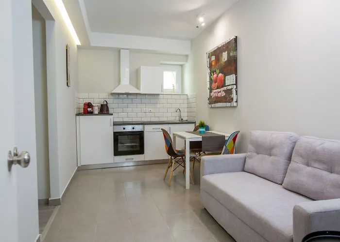 Raise Boutique Rooms In The Center Of